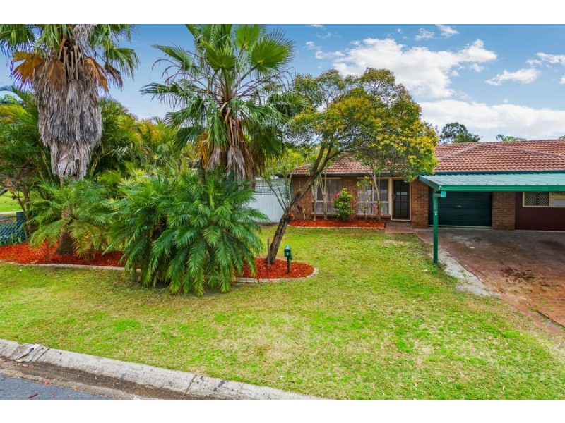2/2 Galaxy Court, Labrador QLD 4215