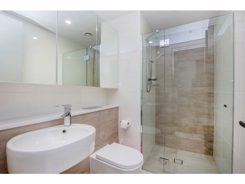 2708/2 Como Crescent, Southport QLD 4215
