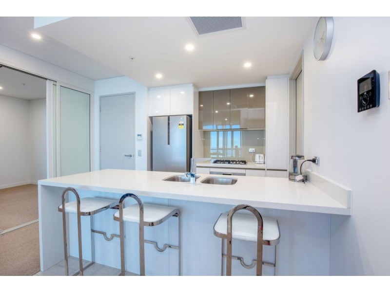 2708/2 Como Crescent, Southport QLD 4215