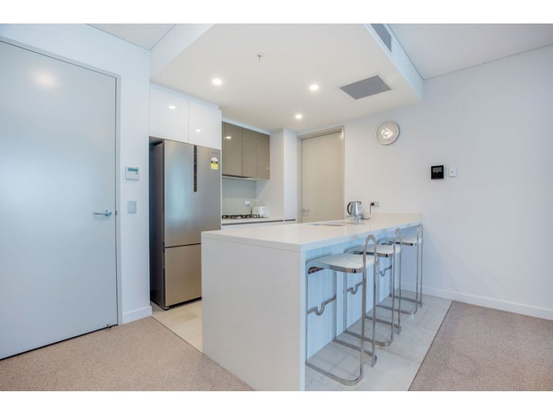 2708/2 Como Crescent, Southport QLD 4215