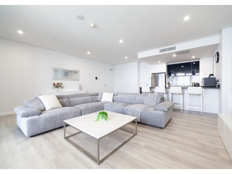 5508/2 Como Crescent, Southport QLD 4215