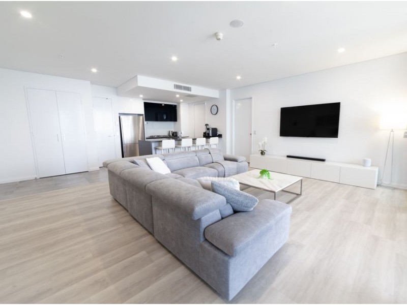 5508/2 Como Crescent, Southport QLD 4215