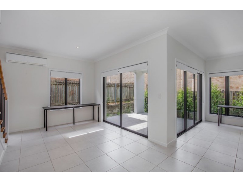 4/28 Walton Street, Southport QLD 4215