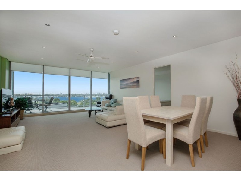 805/1 Como Crescent, Southport QLD 4215