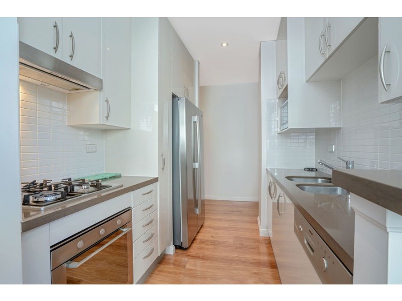 319/1 Aqua Street, Southport QLD 4215