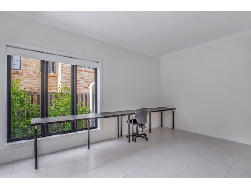 4/28 Walton Street, Southport QLD 4215