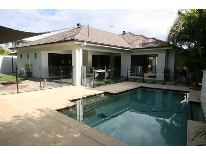 16 Southaven Drive, Helensvale QLD 4212