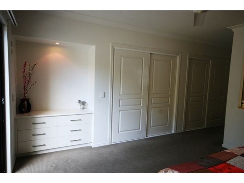 16 Southaven Drive, Helensvale QLD 4212