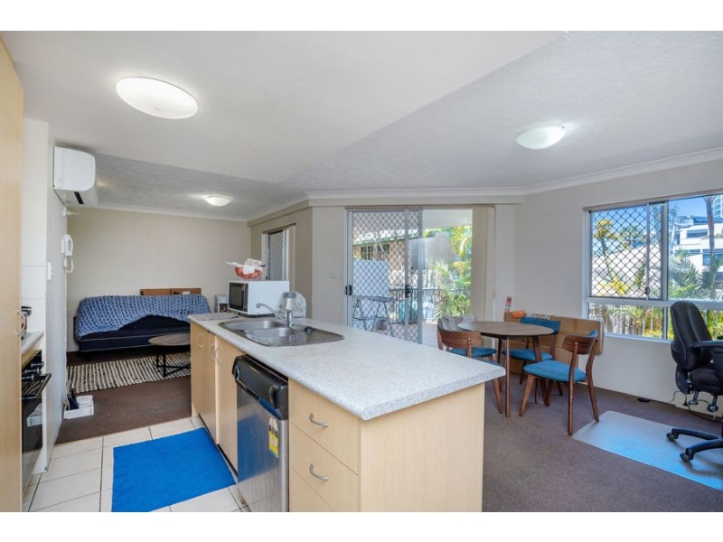 10/3 Norman Street, Southport QLD 4215