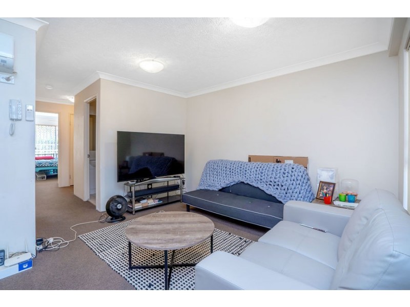 10/3 Norman Street, Southport QLD 4215