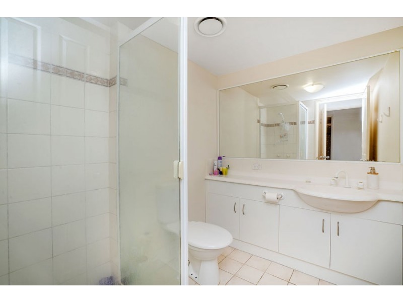 10/3 Norman Street, Southport QLD 4215