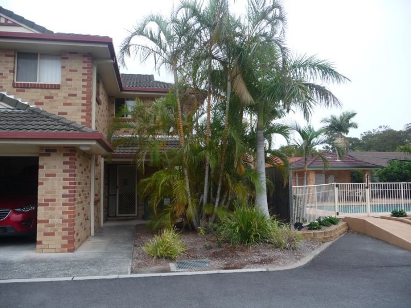 2 Brown Street, Labrador QLD 4215