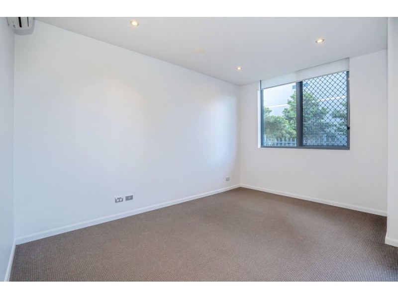 209/1 Aqua Street, Southport QLD 4215