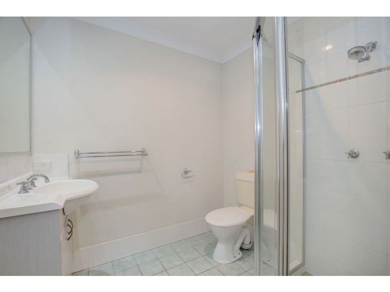 2/212 Nerang Street, Southport QLD 4215