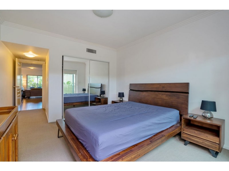 4/18 Rose Street, Southport QLD 4215