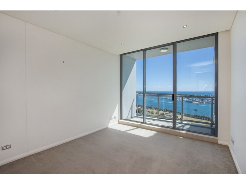 2305/1 Como Crescent, Southport QLD 4215