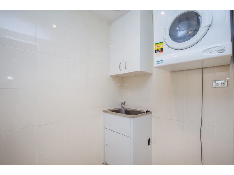 2305/1 Como Crescent, Southport QLD 4215