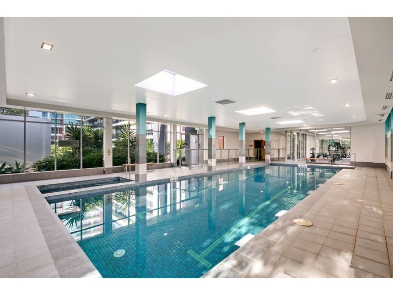 614/3 Como Crescent, Southport QLD 4215