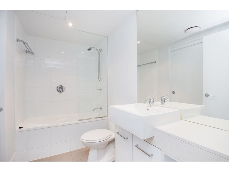 201/33-37 Madang Crescent, Runaway Bay QLD 4216