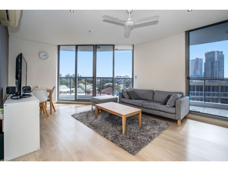 815/3 Como Crescent, Southport QLD 4215