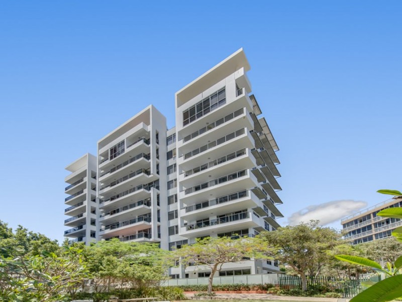 815/3 Como Crescent, Southport QLD 4215