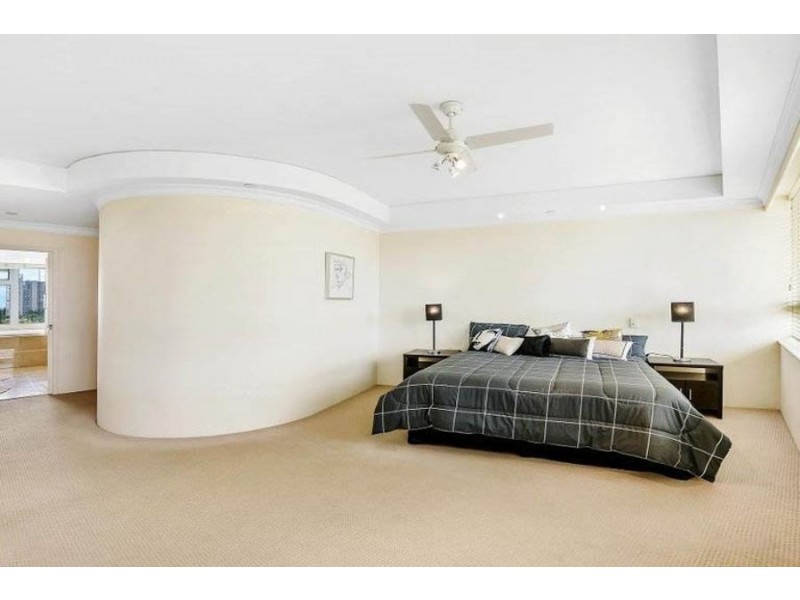 91/75 Brighton Parade, Southport QLD 4215