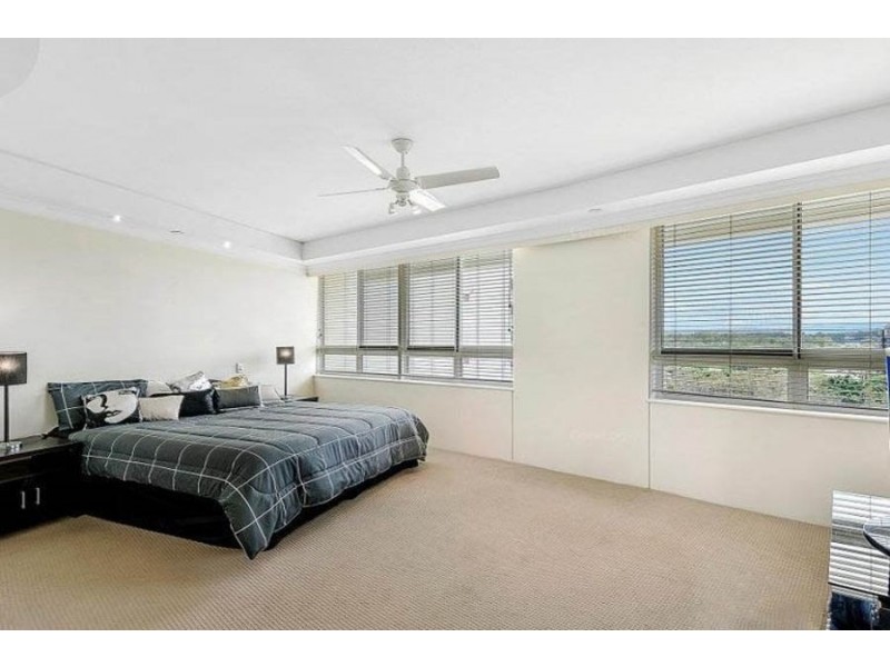 91/75 Brighton Parade, Southport QLD 4215