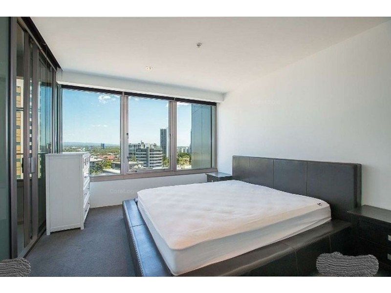 9 Hamilton Avenue, Surfers Paradise QLD 4217