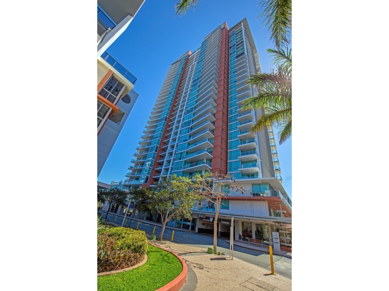 805/1 Como Crescent, Southport QLD 4215