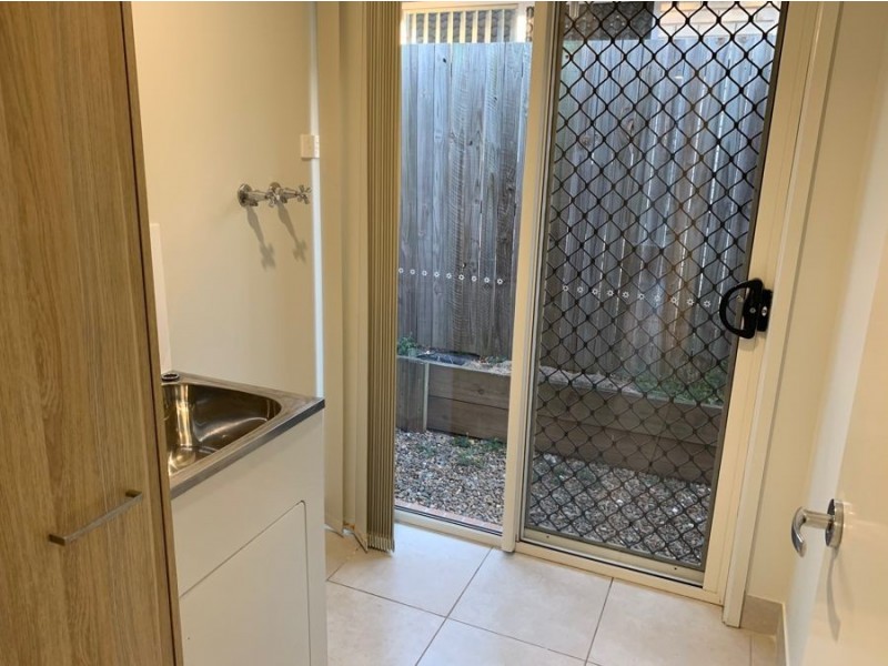 42 Bella Boulevard, Willow Vale QLD 4209