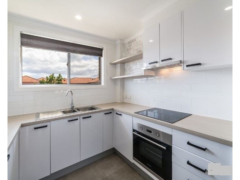 8/34 Meron Street, Southport QLD 4215