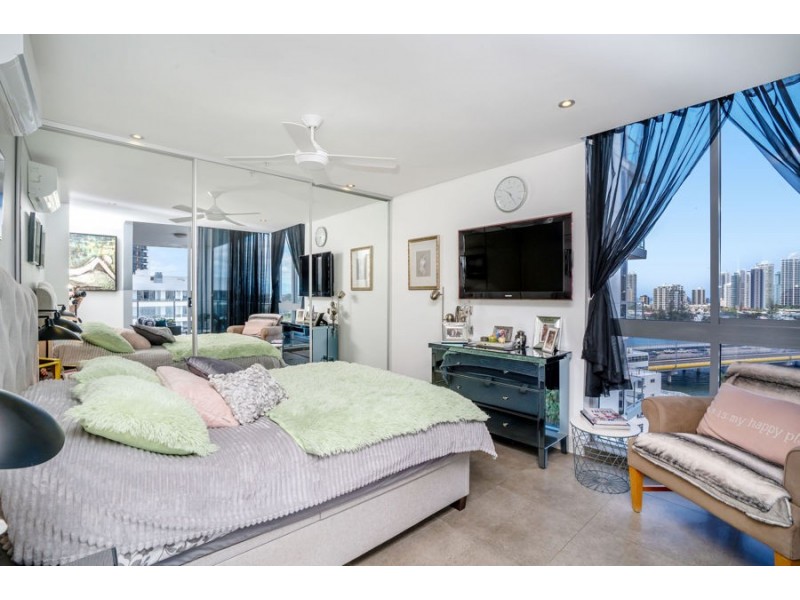 1301/4 Como Crescent, Southport QLD 4215