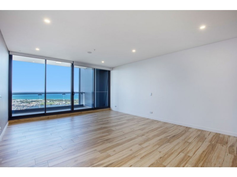 3012/2 Como Crescent, Southport QLD 4215