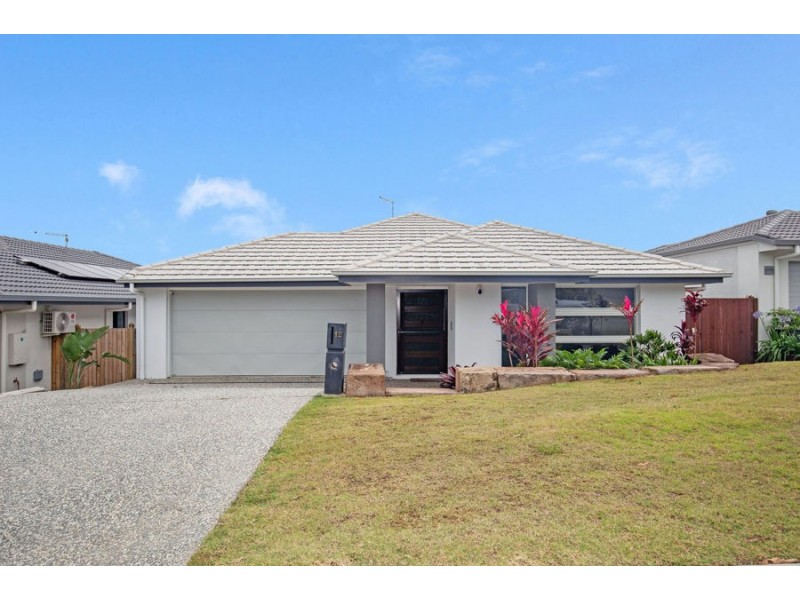 12 Looby Crescent, Pimpama QLD 4209