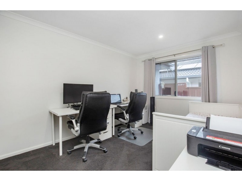 12 Looby Crescent, Pimpama QLD 4209