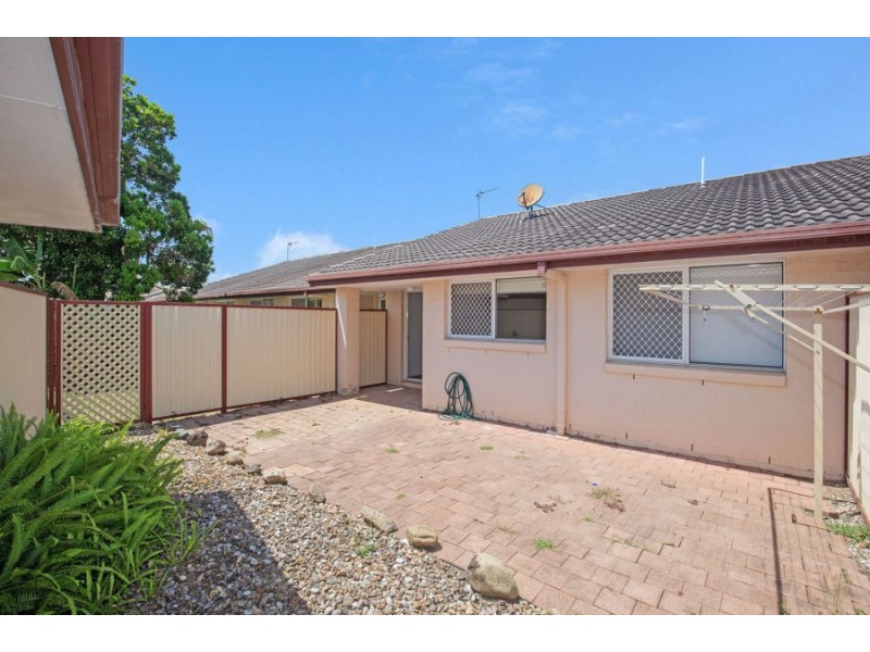 6/128 Benowa Road, Southport QLD 4215