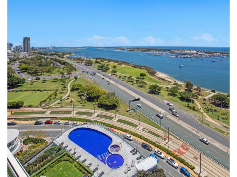 1809/2 Como Crescent, Southport QLD 4215