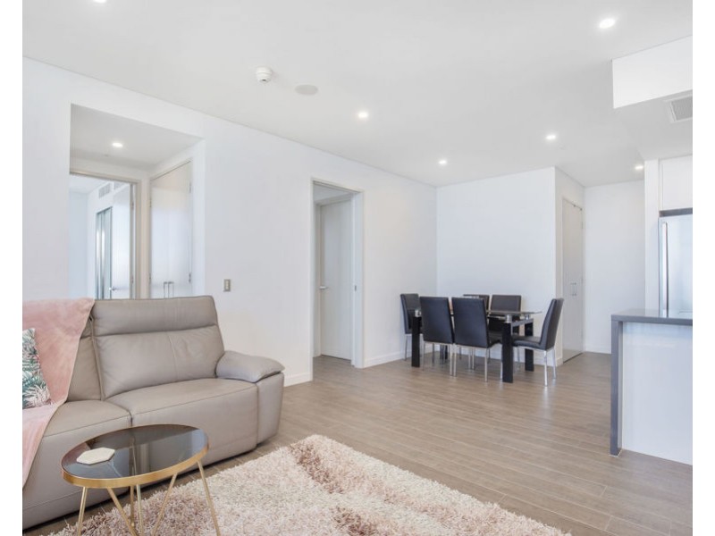 1809/2 Como Crescent, Southport QLD 4215