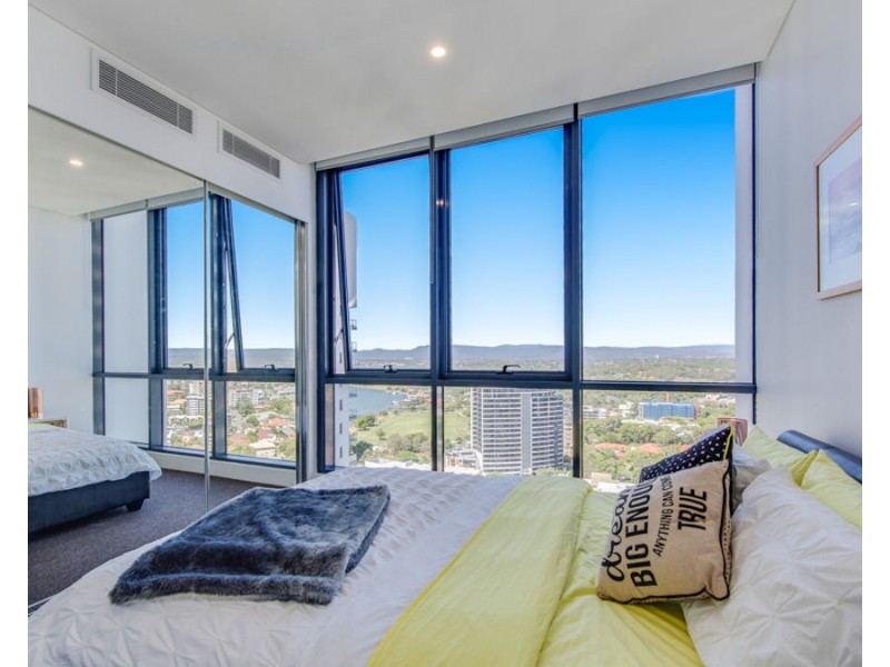 2105/2 Como Crescent, Southport QLD 4215
