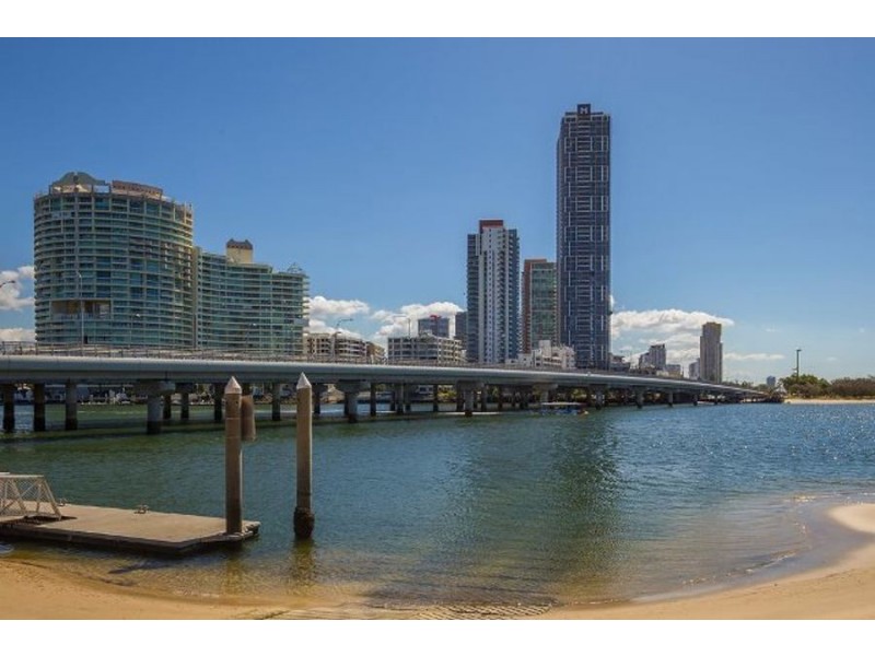3009/2 Como Crescent, Southport QLD 4215