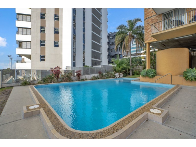5/72 Marine Parade, Southport QLD 4215
