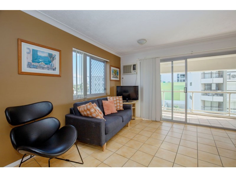 52/106 Marine Parade, Southport QLD 4215