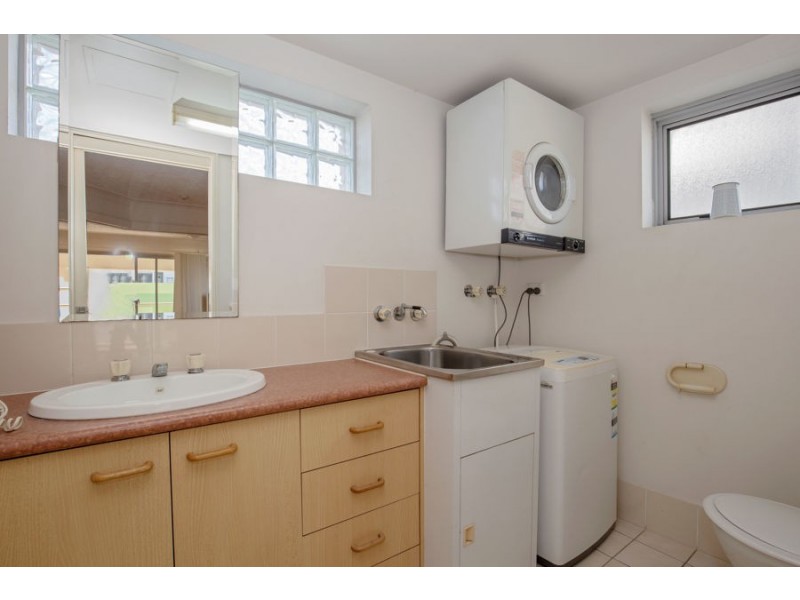 52/106 Marine Parade, Southport QLD 4215