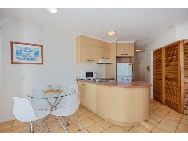 52/106 Marine Parade, Southport QLD 4215