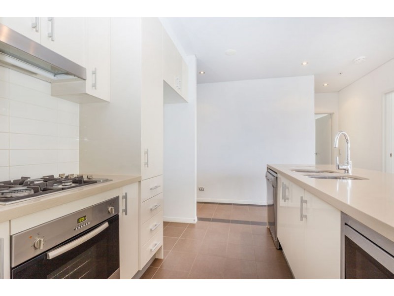 1204/2 Aqua Street, Southport QLD 4215