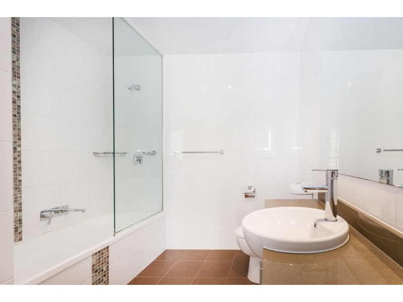 1204/2 Aqua Street, Southport QLD 4215