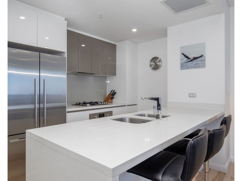 4411/2 Como Crescent, Southport QLD 4215