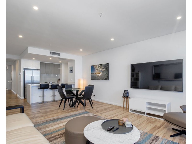 4411/2 Como Crescent, Southport QLD 4215