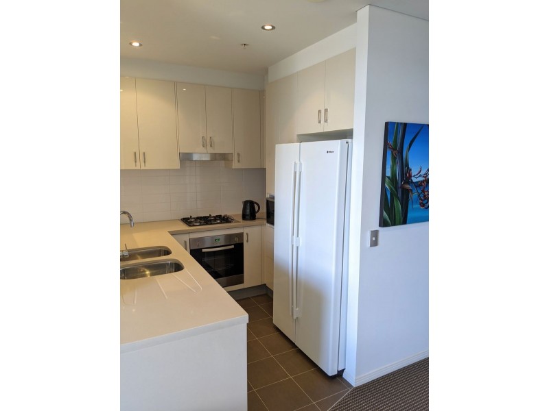 1110/2 Aqua Street, Southport QLD 4215