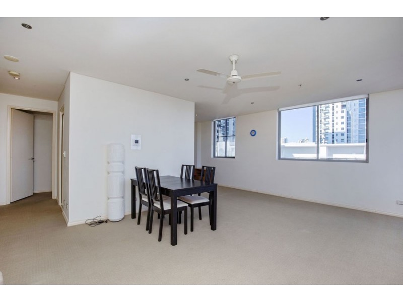 3 Como Crescent, Southport QLD 4215